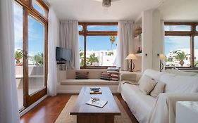 Lanzarote Beach Apartments, Casa Ona