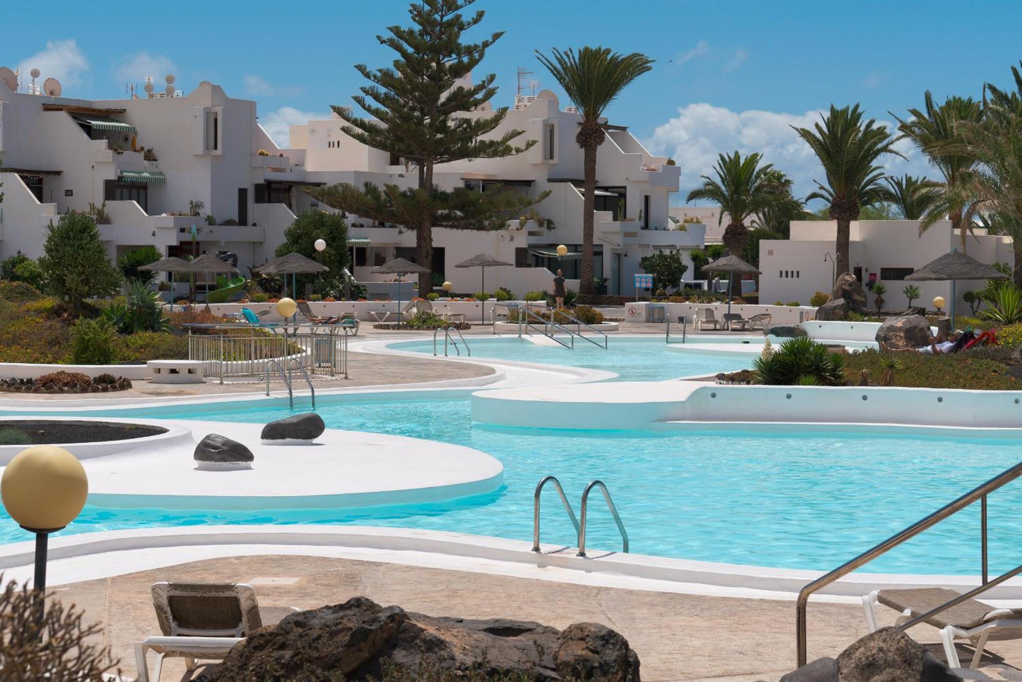 Lanzarote Beach Apartments, Casa Ona Costa Teguise Exterior photo